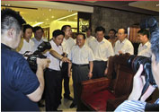 江西省委副书记，省长鹿心社视察斯尔摩集团
